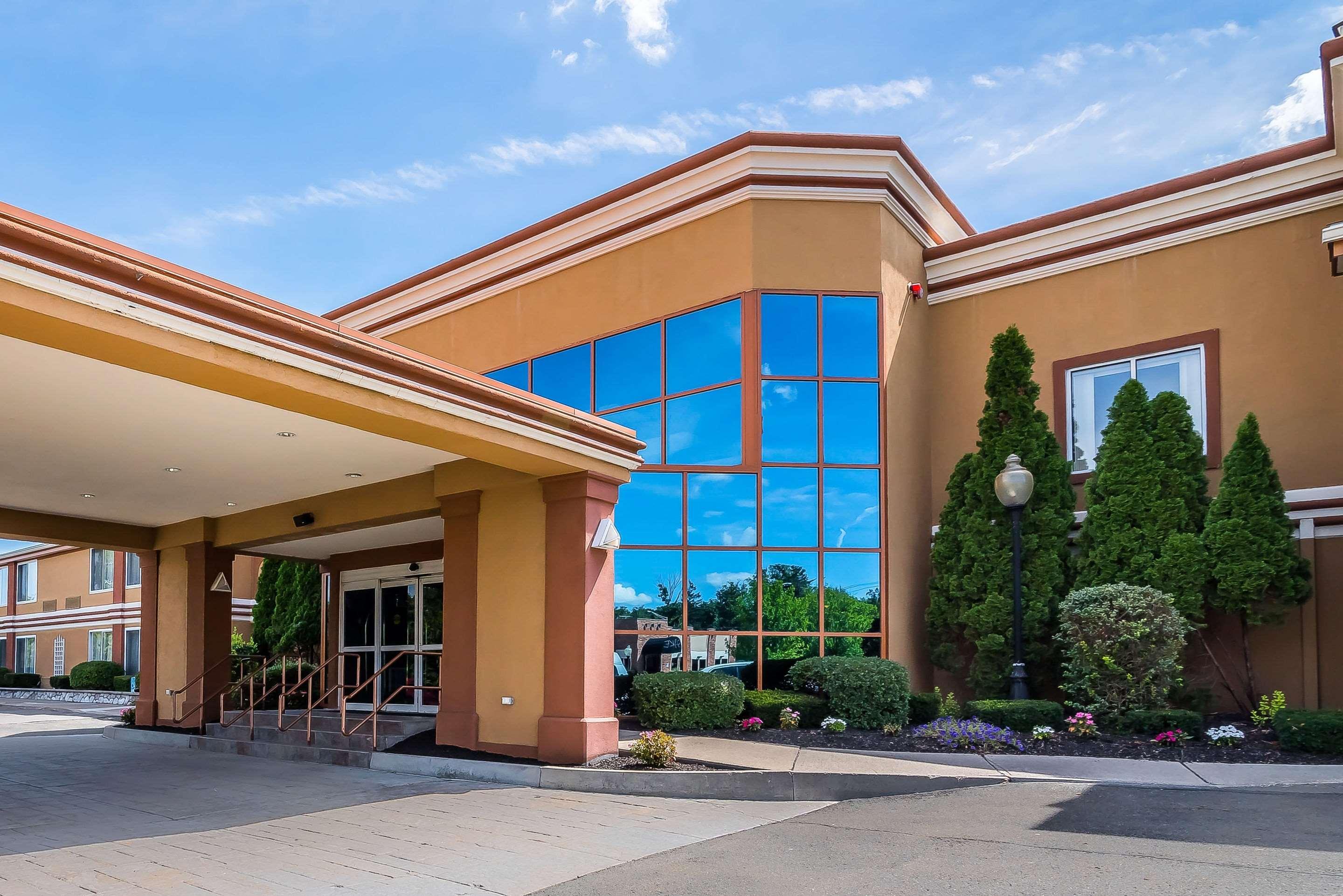 Quality Inn & Suites Albany Airport Latham Esterno foto