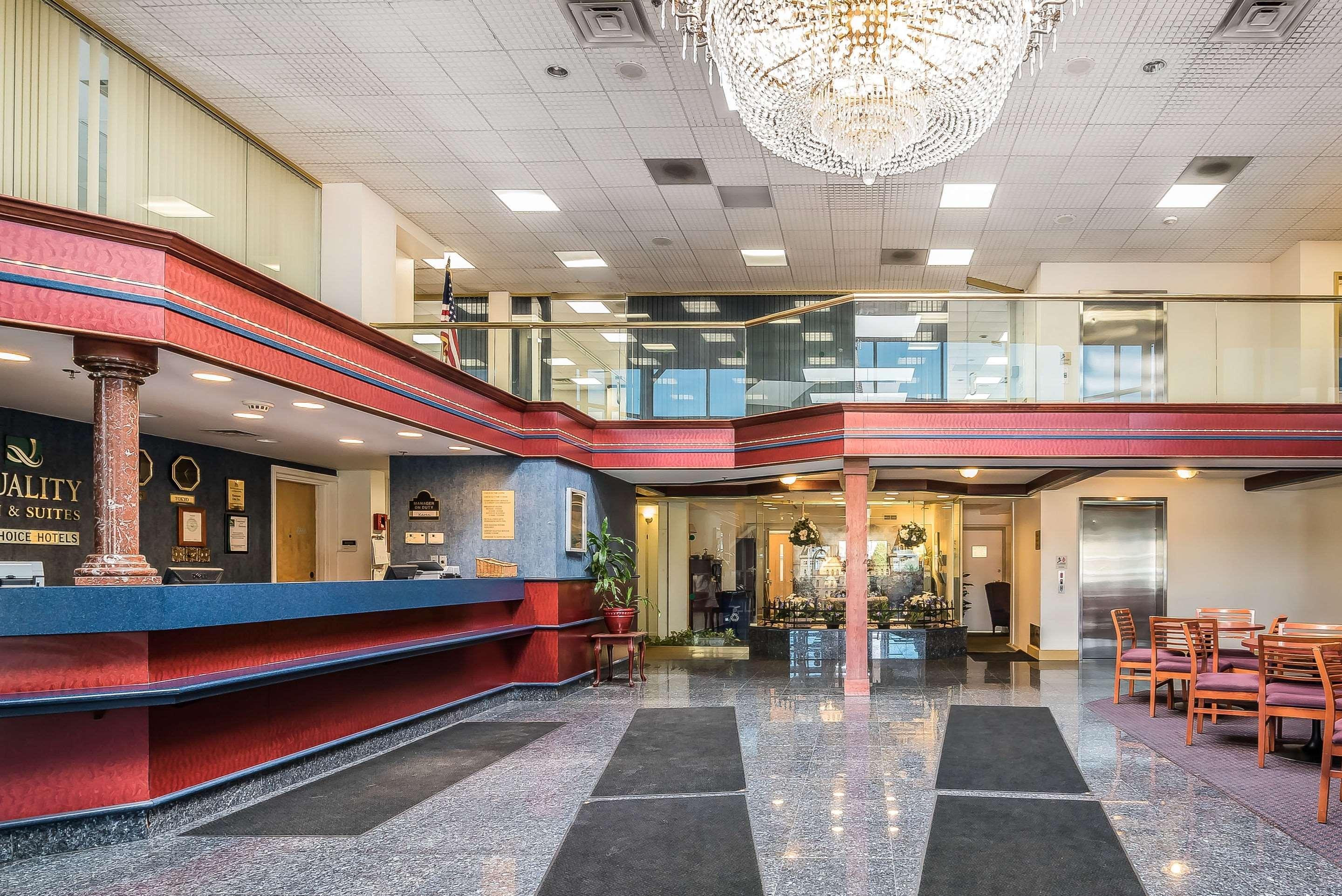 Quality Inn & Suites Albany Airport Latham Esterno foto